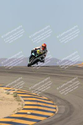 media/Oct-07-2023-CVMA (Sat) [[f84d08e330]]/Race 5 Amatuer Formula Middleweight/